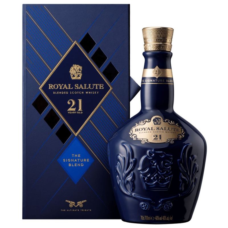 Aproveite-Whisky-Royal-Salute-21-anos-The-Signature-Blend-700ml-no-site-oficial-de-Royal-Salute-no-Brasil